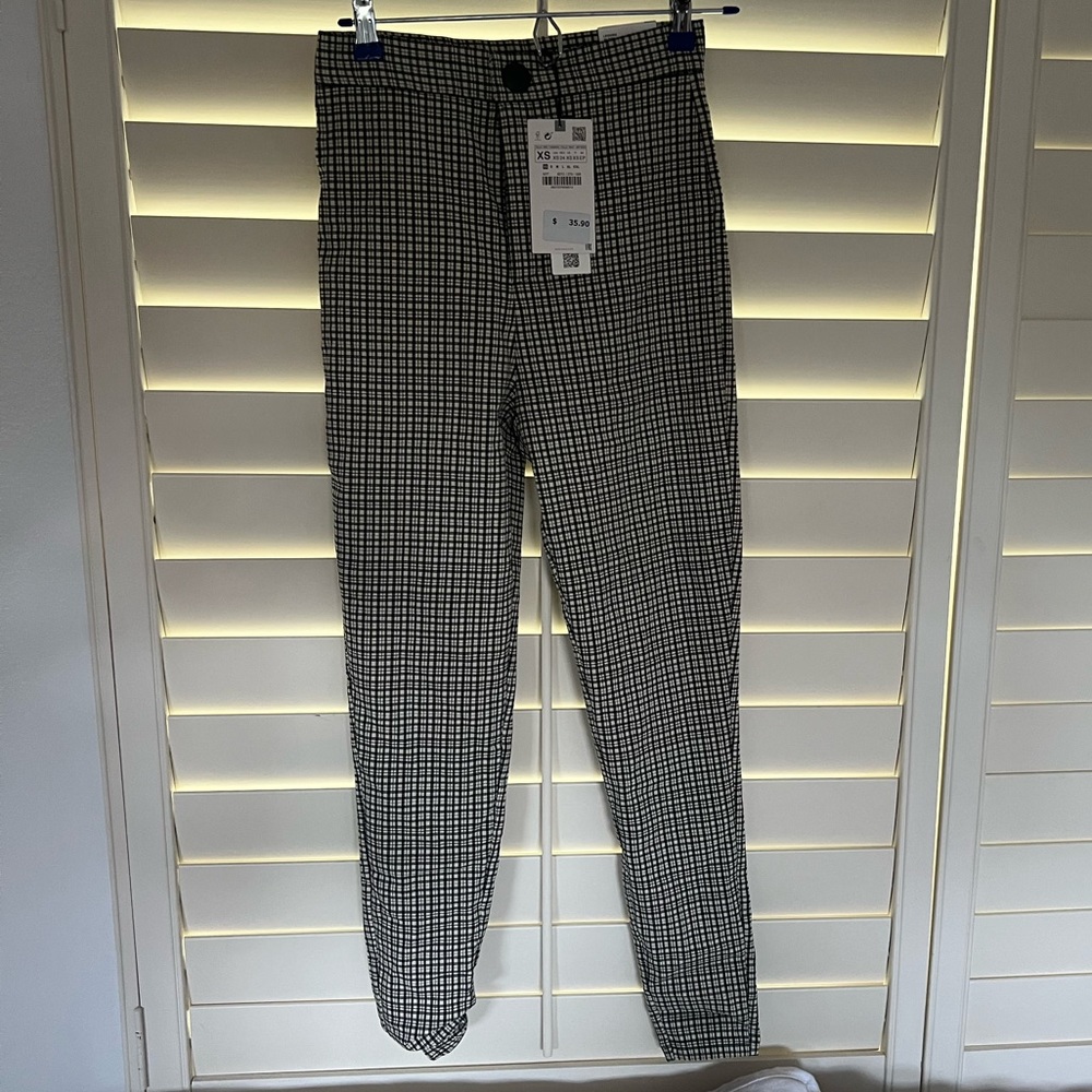 Zara leggings hunter green plaid